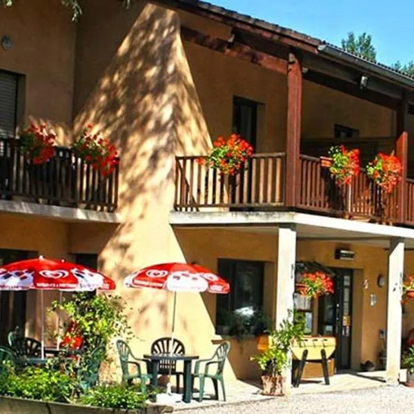 Chambres les 4 saisons，位于Oust的酒店