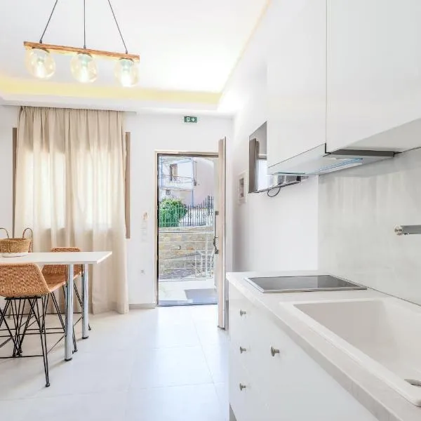 Sirens Resort，位于阿约伊阿波斯托洛伊的酒店
