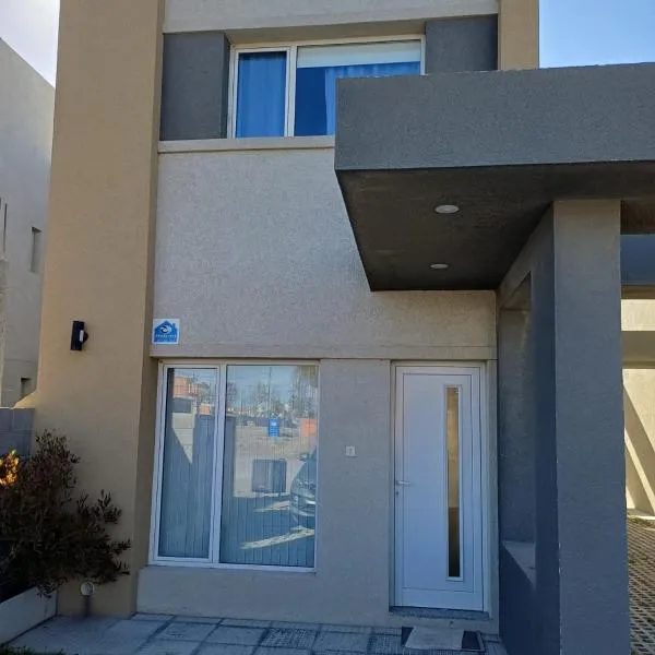 Duplex De Los Padres，位于普拉亚欧尼恩的酒店