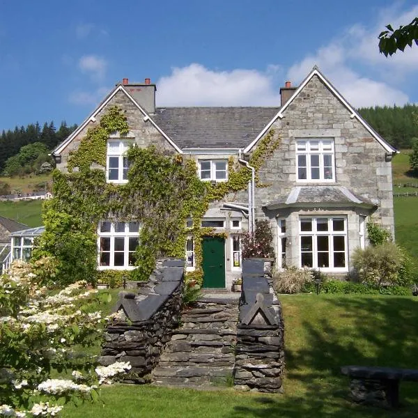 Penmachno Hall - self catering suite，位于巴拉的酒店