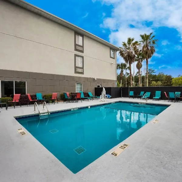 Sleep Inn & Suites Valdosta Mall Area，位于瓦尔多斯塔的酒店