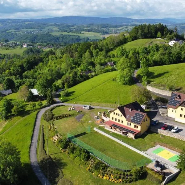 Penzion Hamštejn，位于Koberovy的酒店