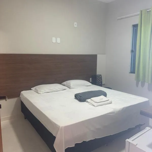 Pousada Avenida Farol，位于坎普斯戈伊塔卡济斯的酒店