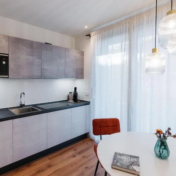 ecHo Apartments & SPA，位于布列瑟农的酒店