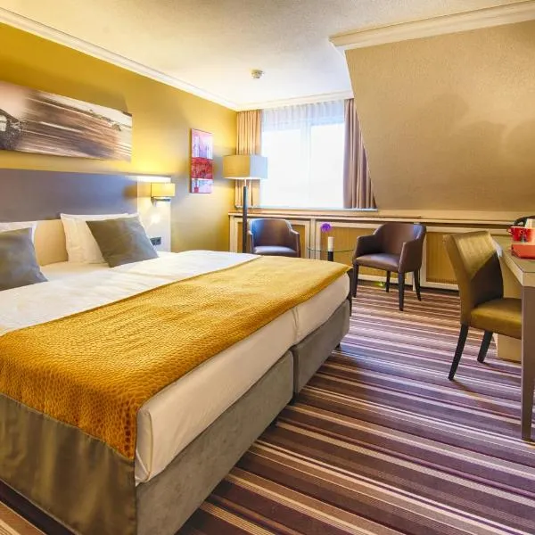 乐纳尔德海德贝格瓦尔道夫酒店，位于瓦尔多夫的酒店