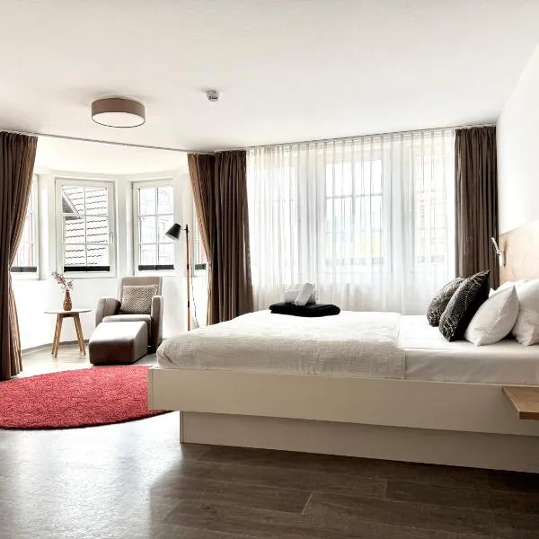 Adler Hotel und Restaurant Schiltach，位于希尔塔赫的酒店