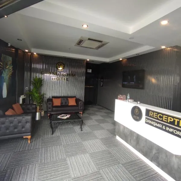GRANDROYAL HOTEL，位于Gümüşyaka的酒店