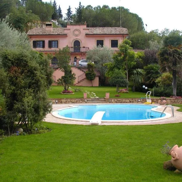 克莱门汀别墅 ，位于皮亚扎-阿尔梅里纳的酒店