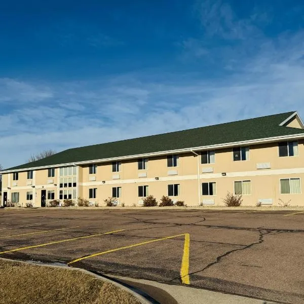 Bilmar Inn & Suites Dell Rapids Near Sioux Falls，位于Dell Rapids的酒店