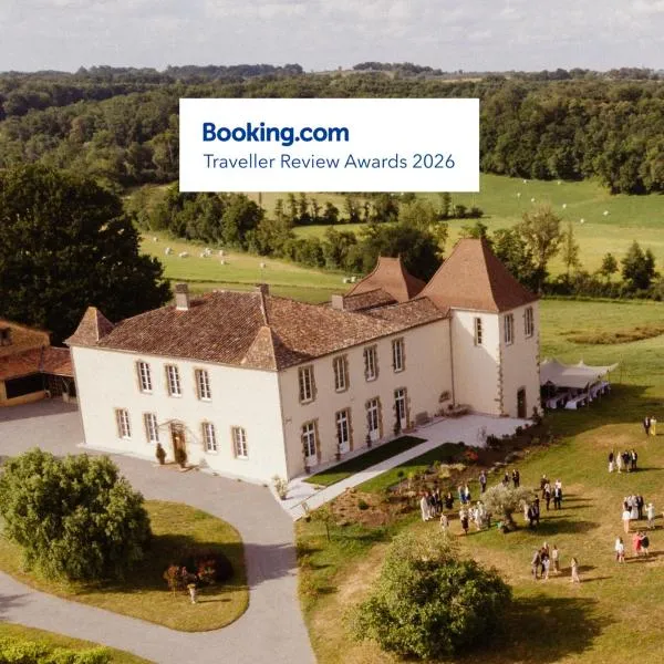 Château de Mauhic - 15th century，位于Loubédat的酒店