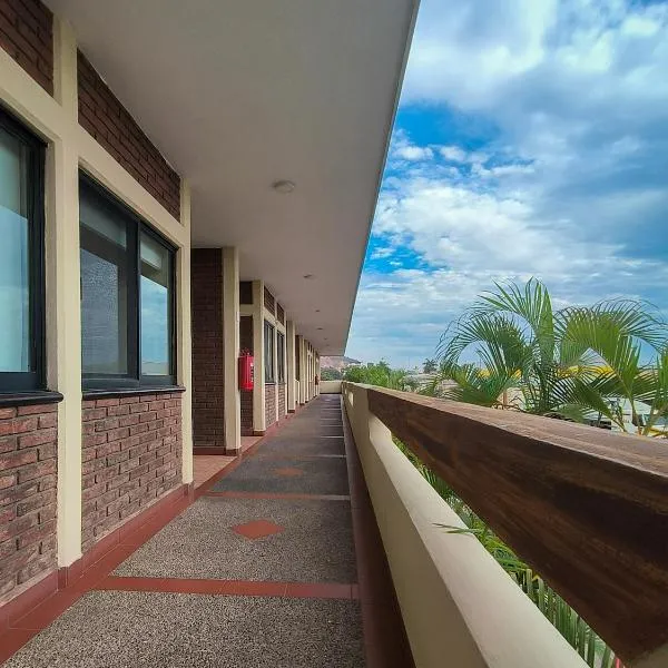 Hotel la Palapa Mazatlan,位于马萨特兰的酒店