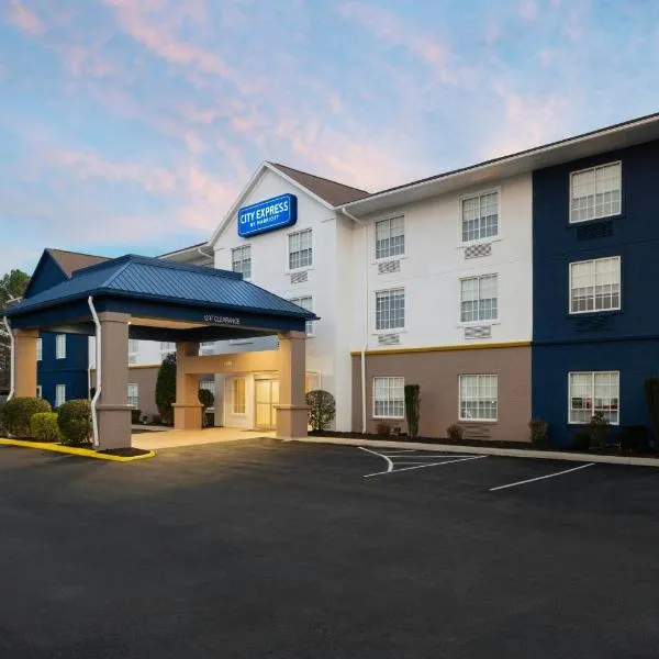 温莎贝斯特韦斯特酒店，位于丹维尔的酒店