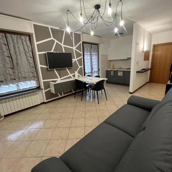AlbaChiara Apartment，位于加拉瑞特的酒店
