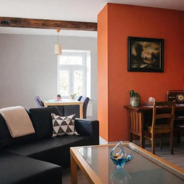 Hoeve Verdre - De Knechtenwoning，位于Heers的酒店