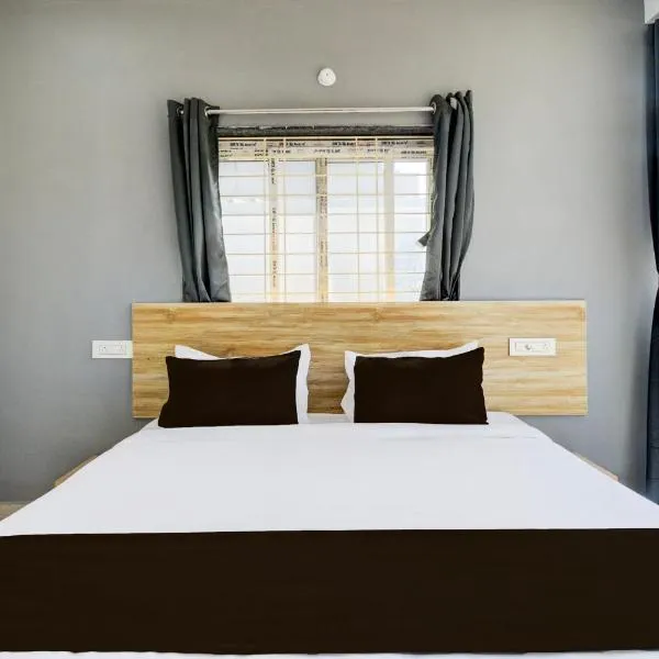 Hotel O Lake view，位于海得拉巴的酒店