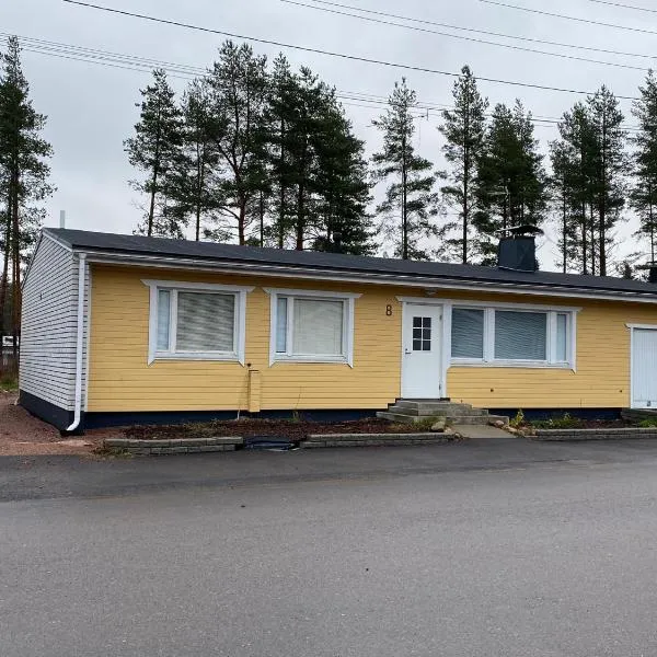 Saunallinen iso omakotitalo，位于科特卡的酒店