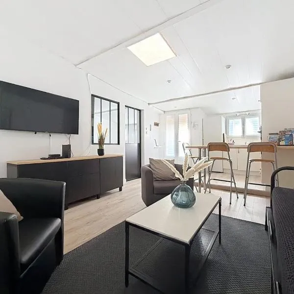 L'Espérance - Gîte Lucie - Terrasse et parking privé，位于Communay的酒店
