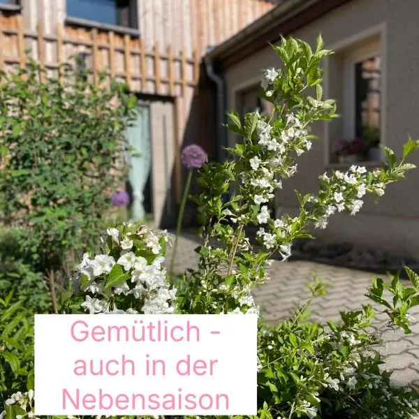 Kochstedter Wohnstuben - Wohnen mit Naturbaustoffen in der Bauhausstadt Dessau，位于德绍的酒店