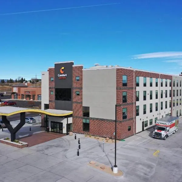 Comfort Suites Colorado Springs East - Medical Center Area，位于科罗拉多斯普林斯的酒店