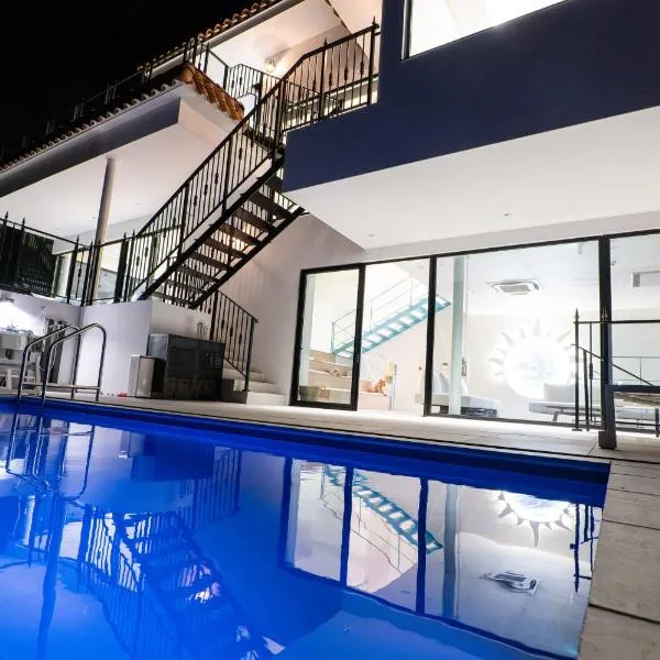 villa costa del sol ヴィラ コスタ デル ソル 淡路島，位于淡路的酒店