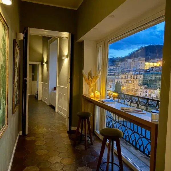 Palazzo Lupinacci - dimora storica Bed and breakfast，位于科森扎的酒店