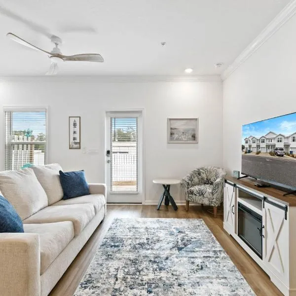 Family home near boat launches, beaches, and The Wharf! King bed and pet friendly，位于奥兰治比奇的酒店