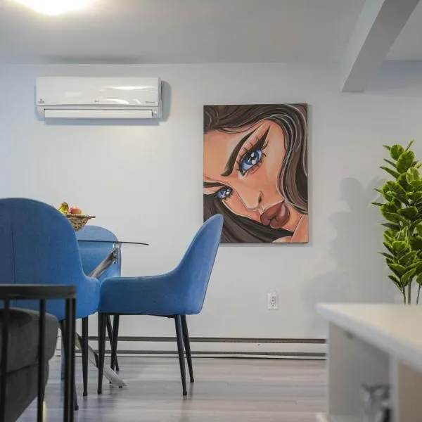 Warm and Welcoming Basement，位于迪耶普的酒店