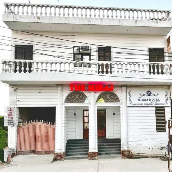 The Miraj Hotel，位于Murthal的酒店