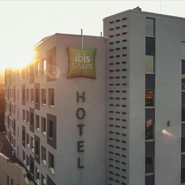 ibis Styles Wałbrzych，位于瓦乌布日赫的酒店
