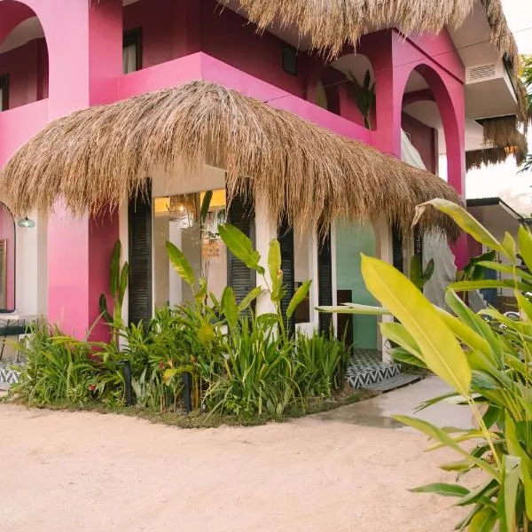 BIG WAVES BOUTIQUE HOTEL SIARGAO，位于卢纳将军城的酒店