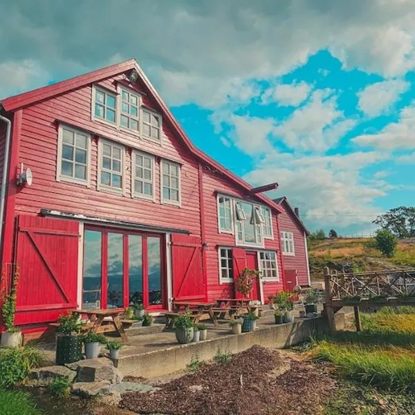 Fjordside Boathouse Hardanger，位于Kvam的酒店