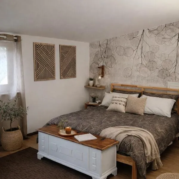 B&B Il Fiore nel Bosco，位于奥尔泰的酒店