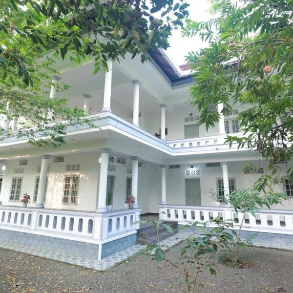 Greenhaven Homestay Villa，位于Ettumānūr的酒店