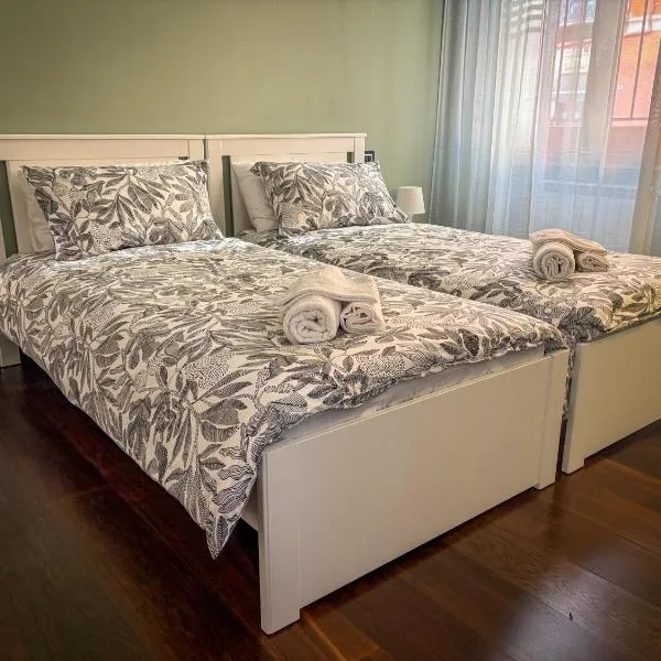 Casa Adelaide Rho Fiera，位于佩罗的酒店