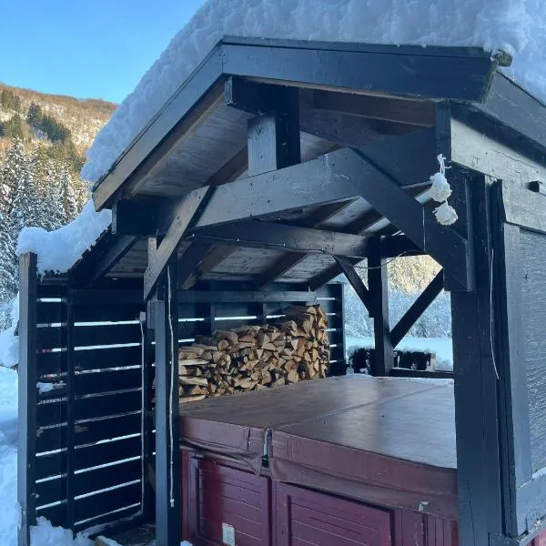 Traditional Cabin - Free parking, Sauna & View，位于沃斯的酒店