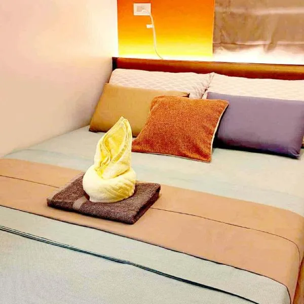 mrbed with balcony I fast Wifi，位于宿务的酒店