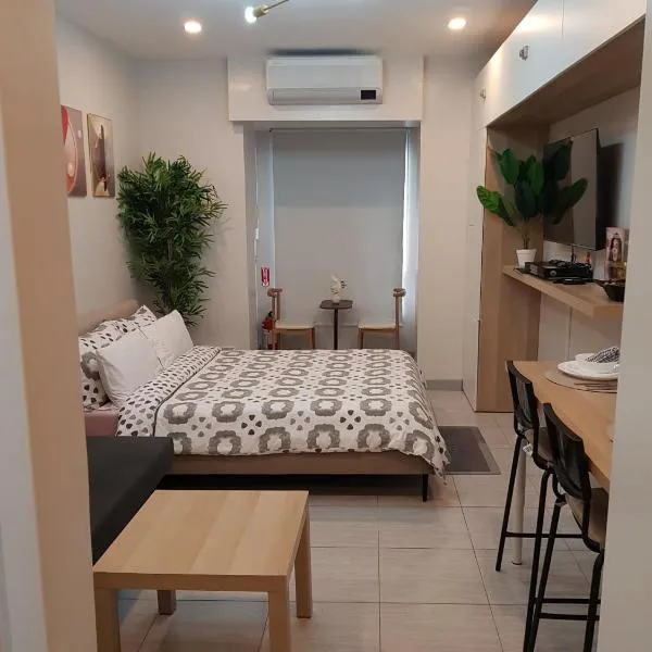 Apartment 2 Quezon City Condo Pool View，位于马尼拉的酒店