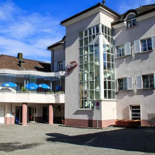 斯维泽霍夫酒店，位于欧博斯尚的酒店