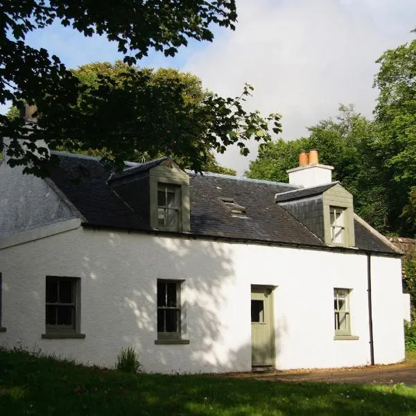 Dunvegan Castle Rose Valley Cottage，位于邓韦根的酒店