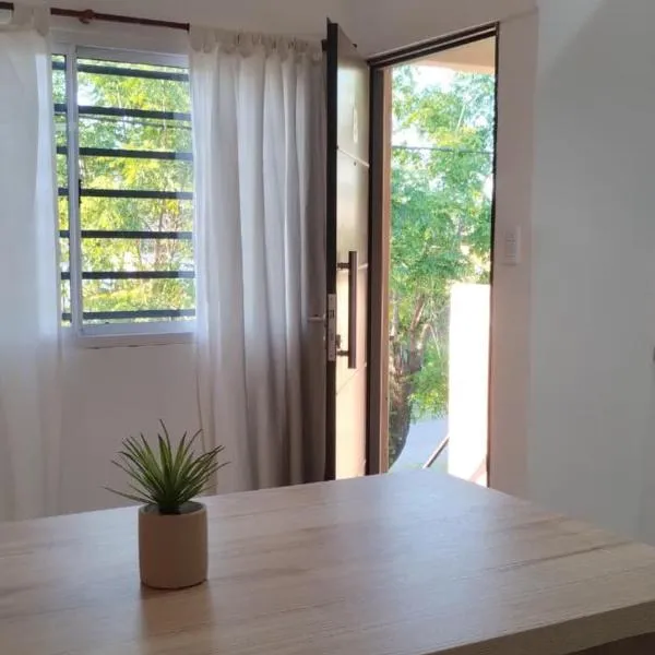 Atenea B，位于奇维尔科伊的酒店