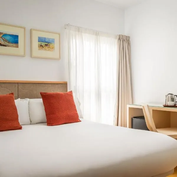 BYPILLOW Tiento，位于加的斯的酒店