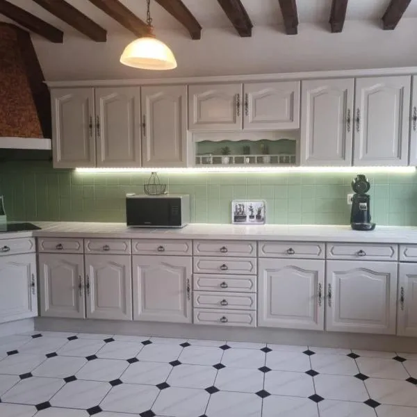 Gite de la Bouvotte，位于Neuville-sur-Vanne的酒店