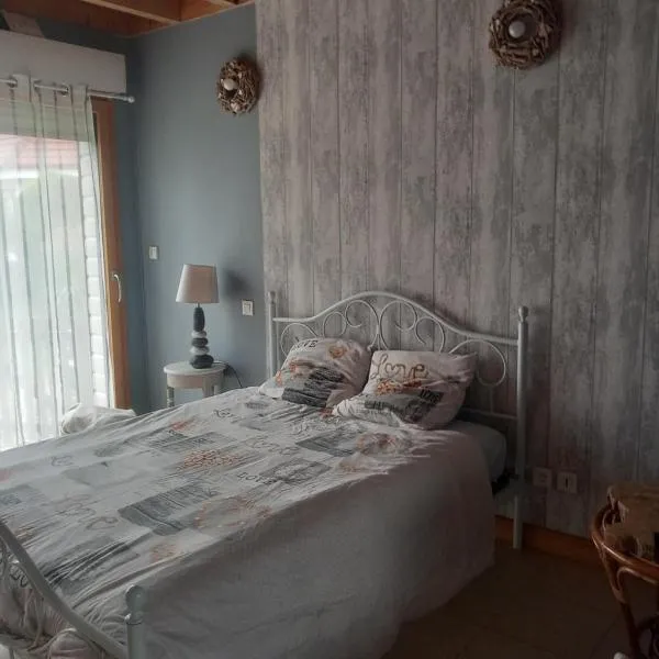 Chambre d'hôte chez l'habitant，位于Seninghem的酒店