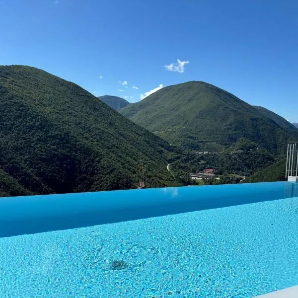 Hotel Panorama，位于切雷托迪斯波莱托的酒店