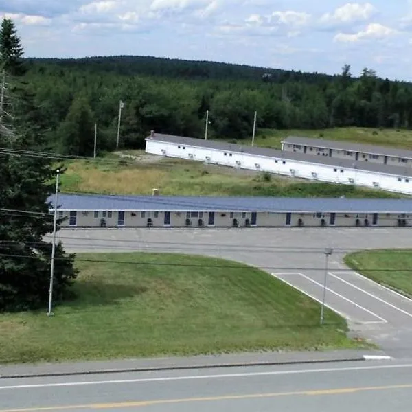 The Bluebird Motel Maine，位于Machias的酒店