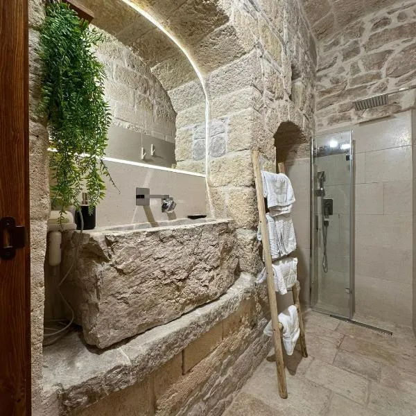 Room Pietra Bianca，位于科拉托的酒店