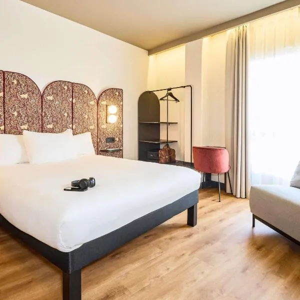 Ibis Styles Madrid Centro Maravillas，位于马德里的酒店