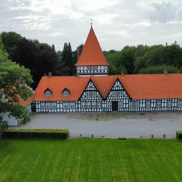 Risinge Herregård Bed & Breakfast，位于Ullerslev的酒店