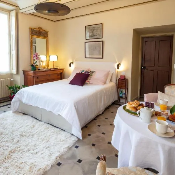 Une chambre au Château，位于卡布列斯的酒店