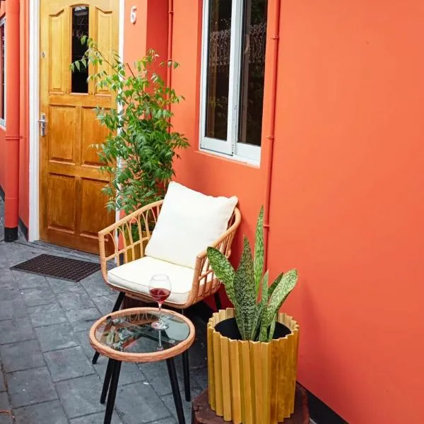 Work Friendly 1 Bedroom Apartment Fast WiFi AC North Paramaribo，位于帕拉马里博的酒店